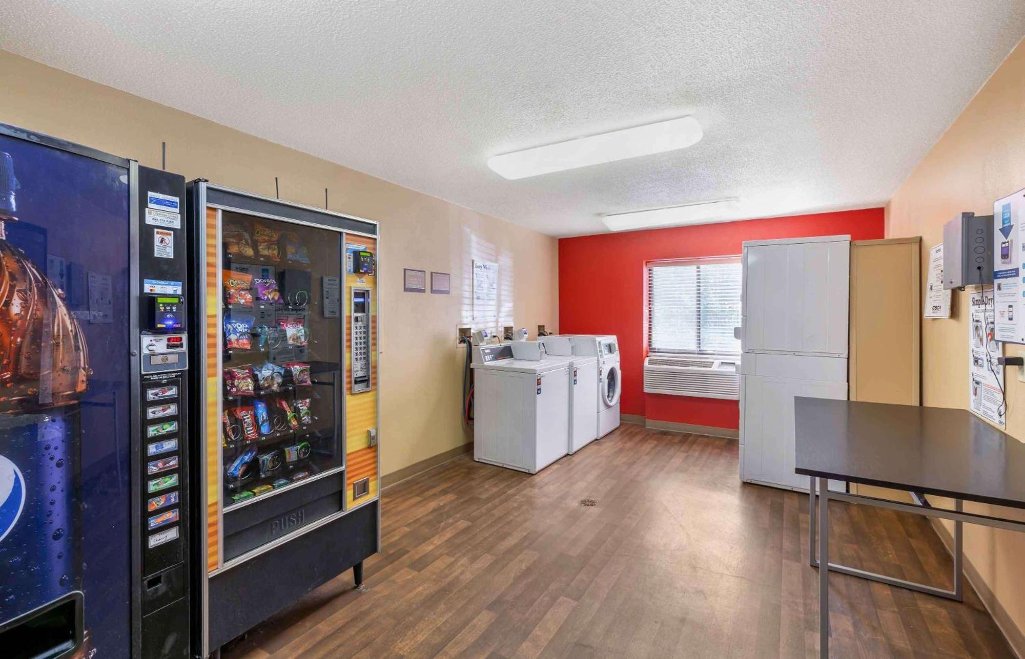 Extended Stay America Suites - Cleveland - ווסטלייק מראה חיצוני תמונה
