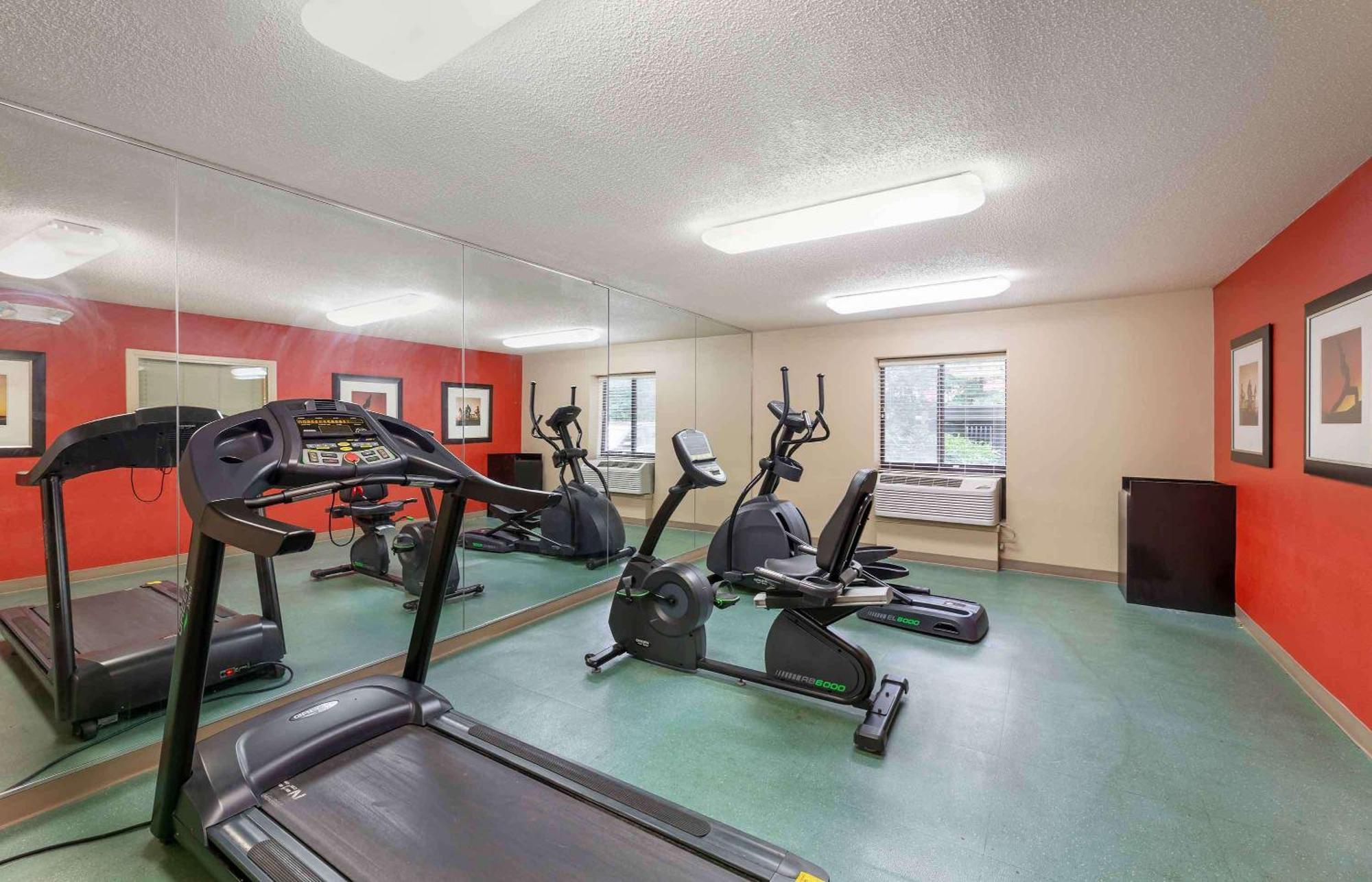 Extended Stay America Suites - Cleveland - ווסטלייק מראה חיצוני תמונה