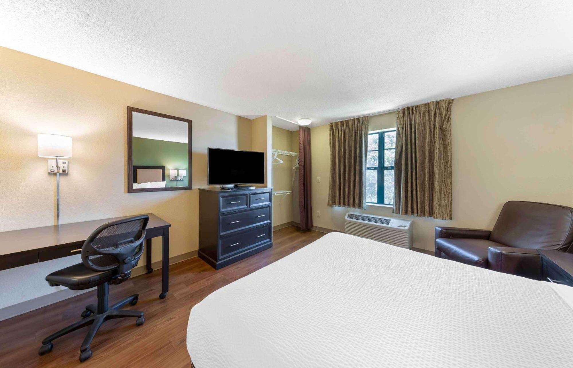 Extended Stay America Suites - Cleveland - ווסטלייק מראה חיצוני תמונה